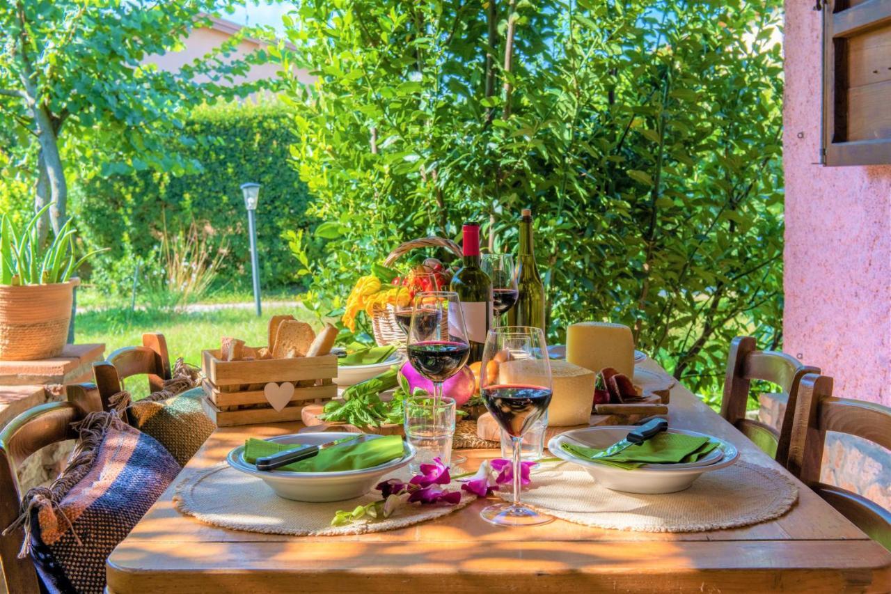 Hostly - Country House Donoratico - Only For Families 外观 照片